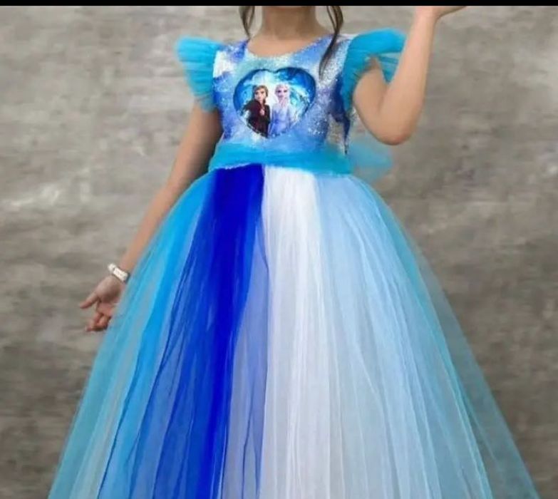 Платье нарядное в стиле Эльзы