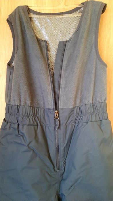 Costum schi/zapada 10 ani