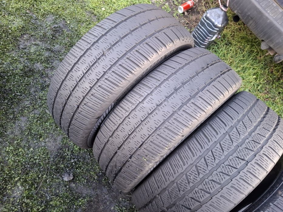 Vand set 4 anvelope 225 55 17 C continental de iarna dot 2021