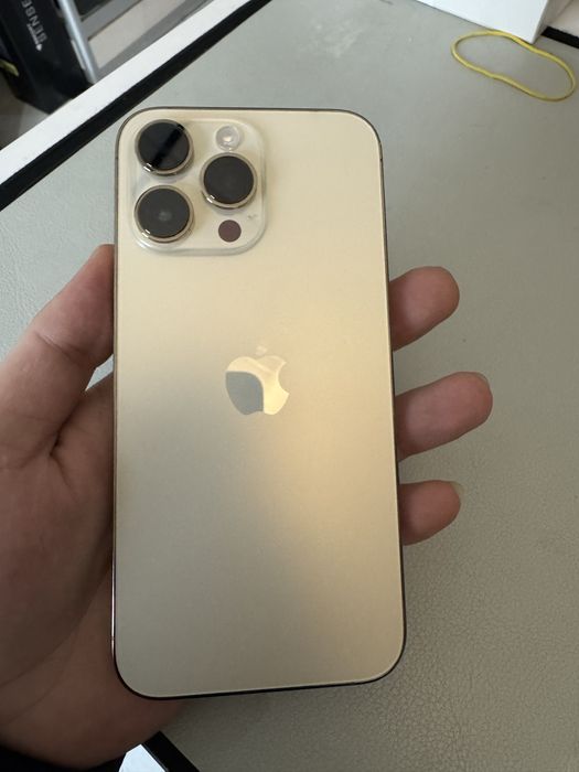 iPhone 14 Pro Max Gold 256GB impecabil