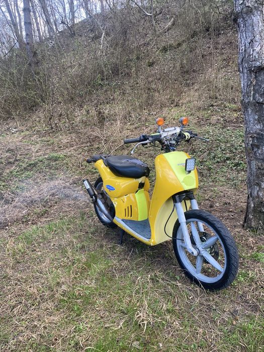 Vand scuter aprilia scarabeo 49cc