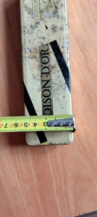Стара метална кутия за моливи TOISON DOR с 6 оригинални молива