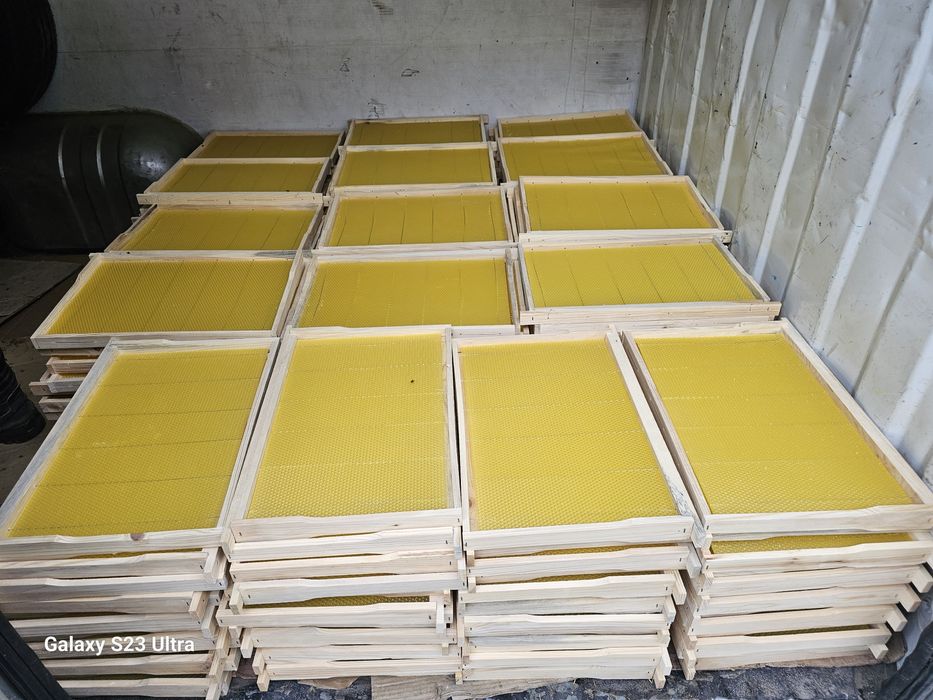 Пчелни кошери и рамки всички видове