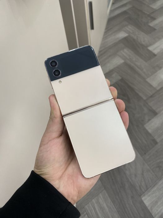 Samsung Galaxy Z Flip 4 5G Ideal 256GB