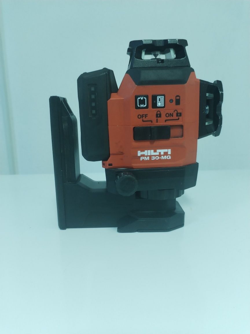 Laser hilti PM 30-MG fabricație 2022