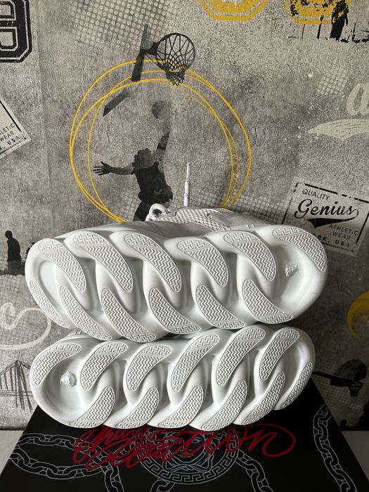 Versace chain reaction |38-39