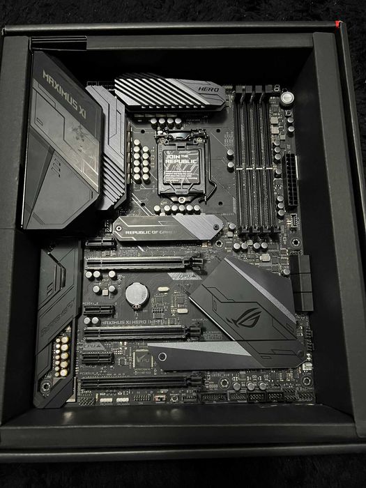 DEFECTĂ| Placa de baza ASUS ROG Maximus XI Hero (Z390) Piese/Reparație