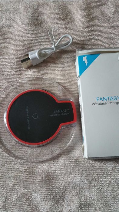 Vând încărcător wireless Încărcătorul este doar probat marca Fantasy .