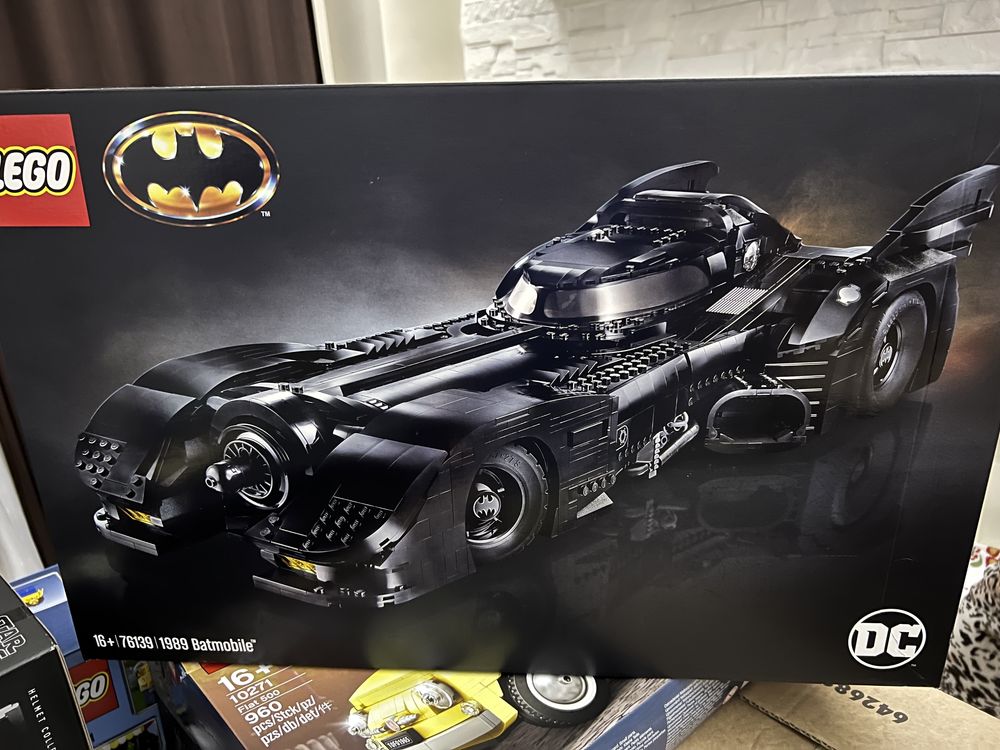 Vând Lego DC Super Heroes 76139 - 1989 Batmobile [SIGILAT]