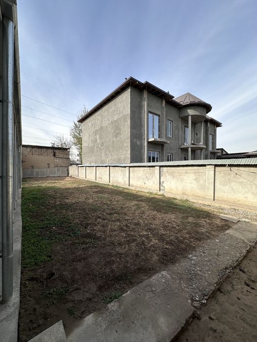 Буш йер сотилади