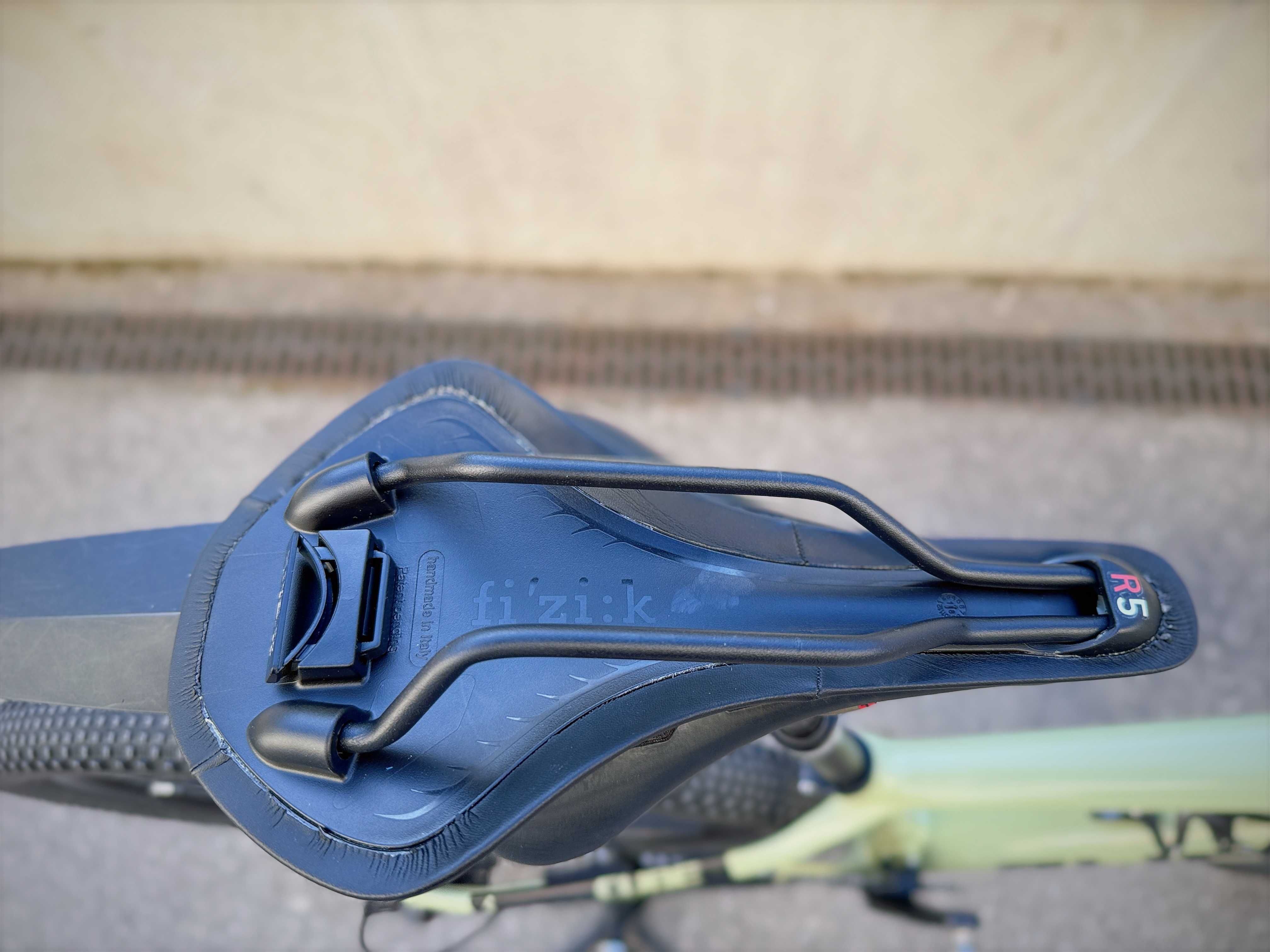 Продавам плочи, касета и спирачни дискове SRAM Red, +други части