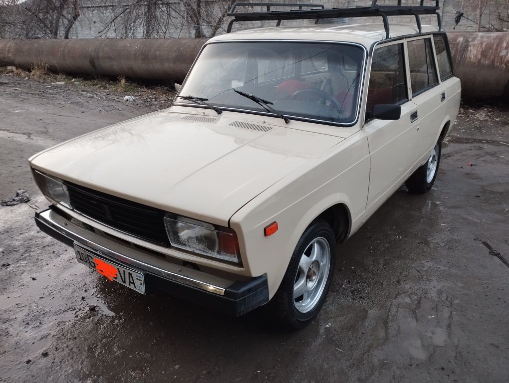 Vaz 2104 jguli srochna sotiladi