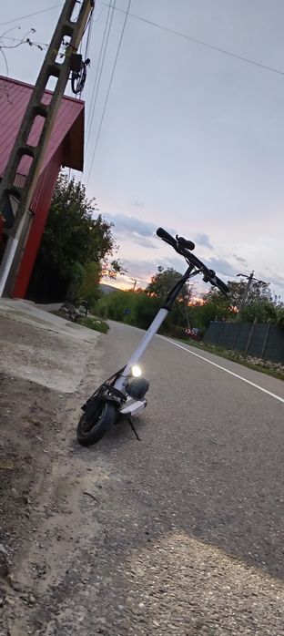 Vând trotinetă electrică brekener germany