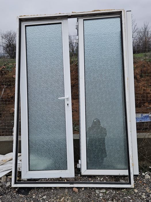 Алуминиева двойна врата с каса