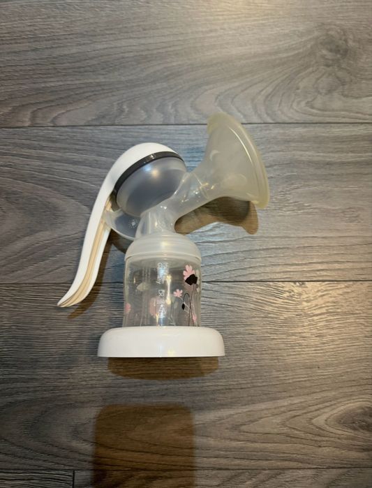 Ръчна помпа за кърма Nuk Jolie