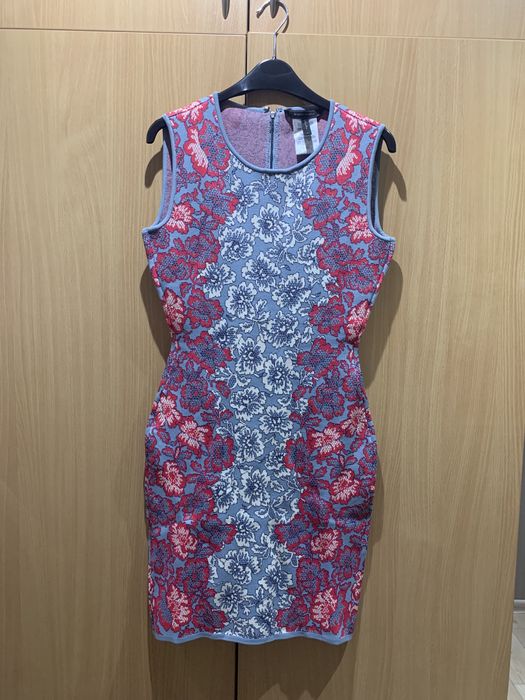 Рокля BCBG Maxazria