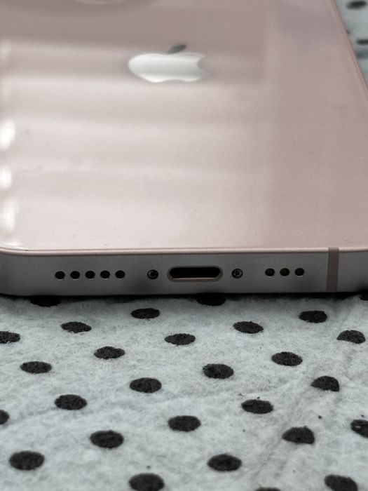Като Нов! iphone 13 Pink 128Gb