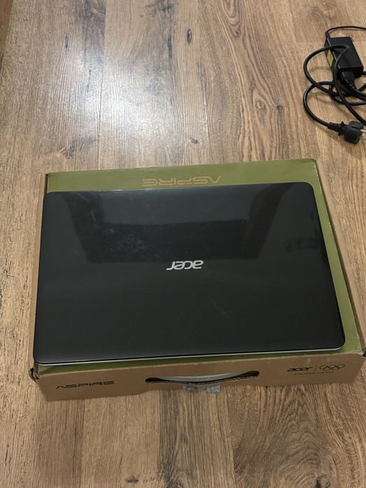 Laptop Acer pentru piese!