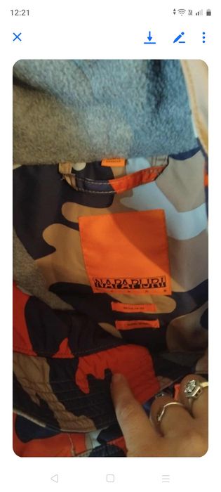 Geaca nou cu eticheta numai că nu o trimit prin curier predare persona