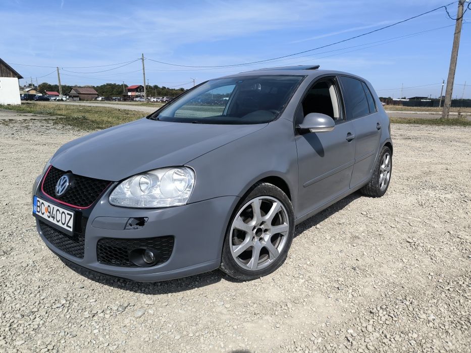 Vând Golf 5 2.0tdi 4x4