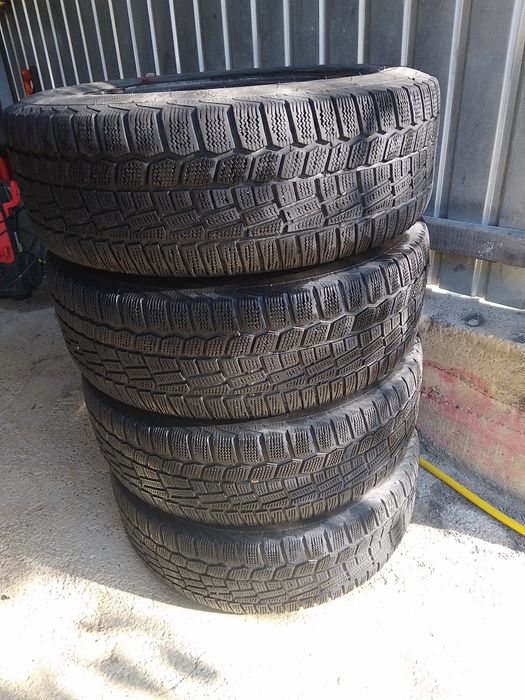 Vând 4 roți Opel Astra j