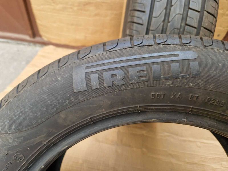 2 Pirelli R16 215/55
летни гуми 
DOT3619