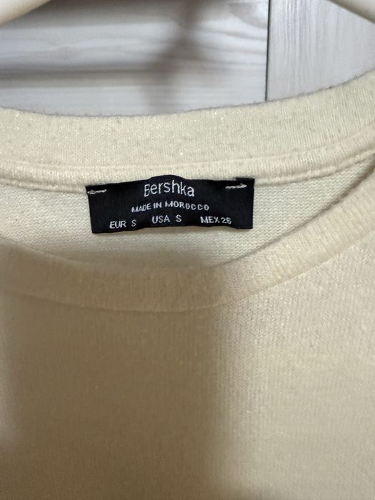 7 лева блузка на Бершка размер S