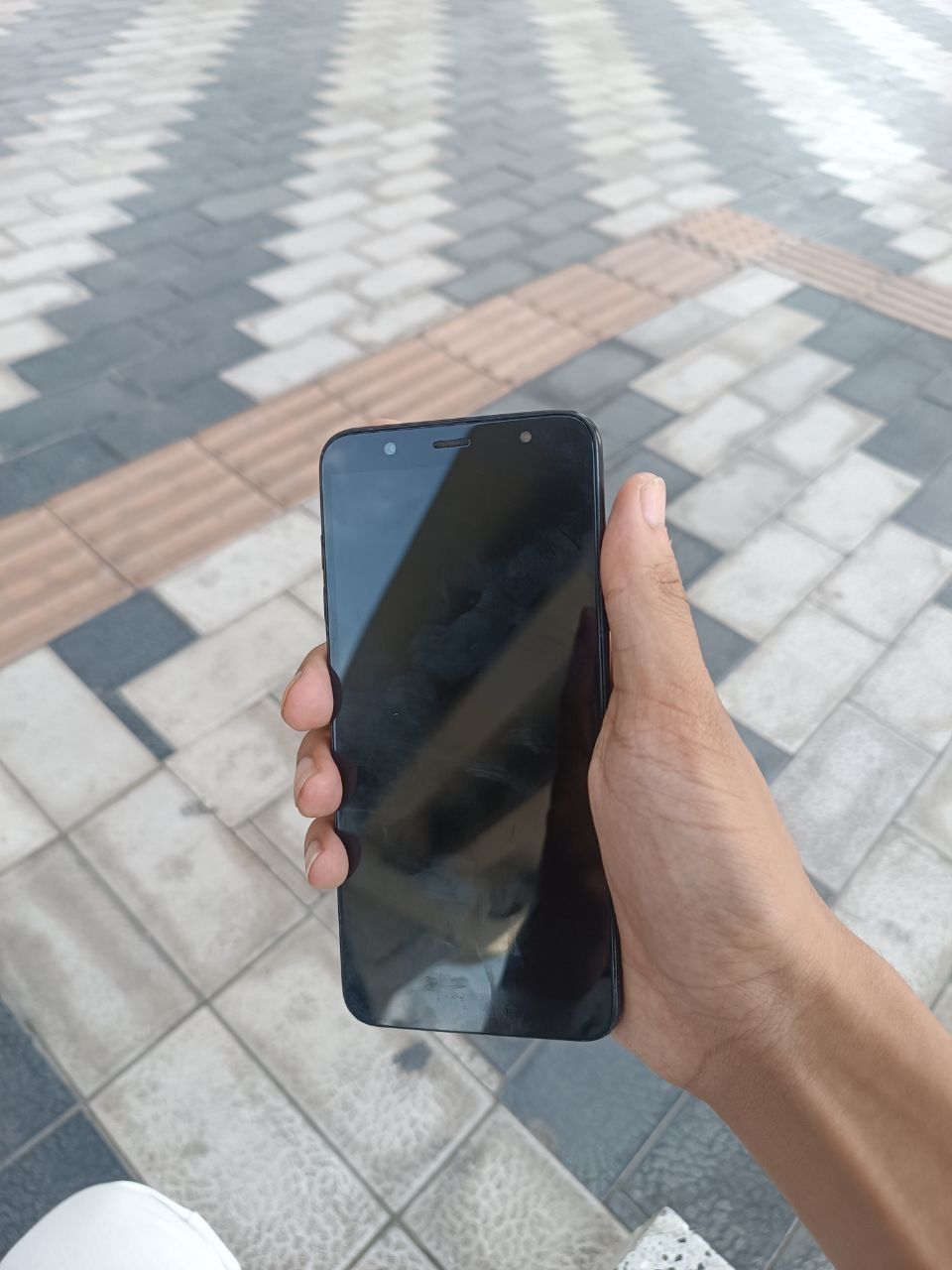Samsung A6plus sotiladi