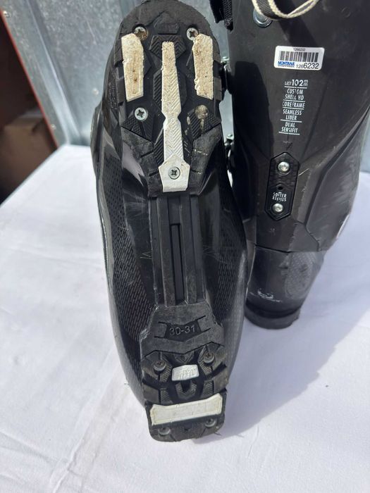 Clapari ski schi Salomon S PRO HV 100 marime Eur:46 Mondo:30