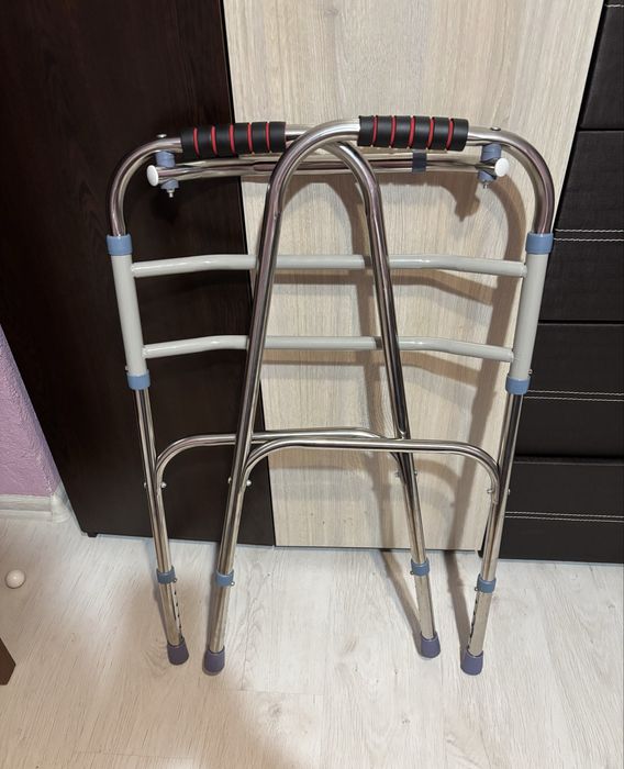 Проходилка за възрастни