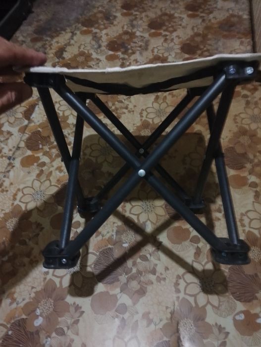 Табурет походный ,дачный.