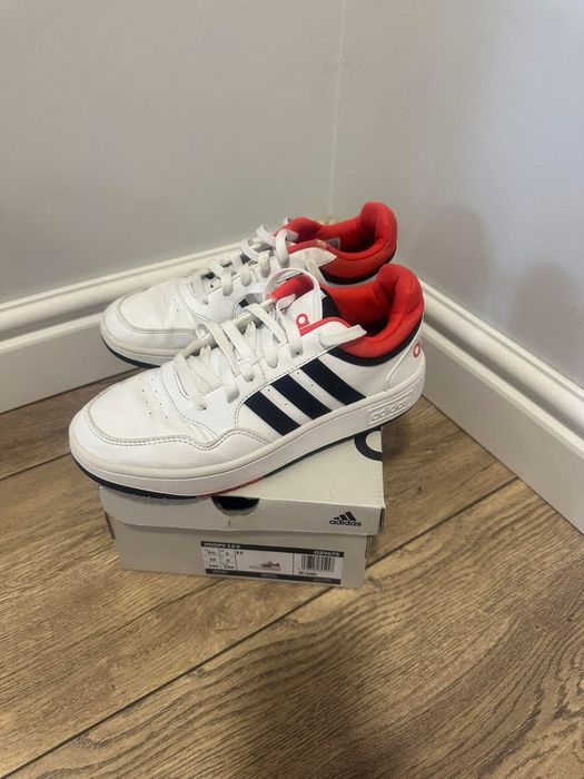 Маратонки Adidas 38 номер - 25лв.