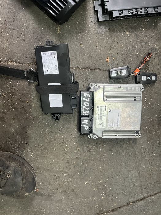 Компютър/кас/ключ бмв х5 е70 3.0д 235 ( computer bmw x5 e70 )