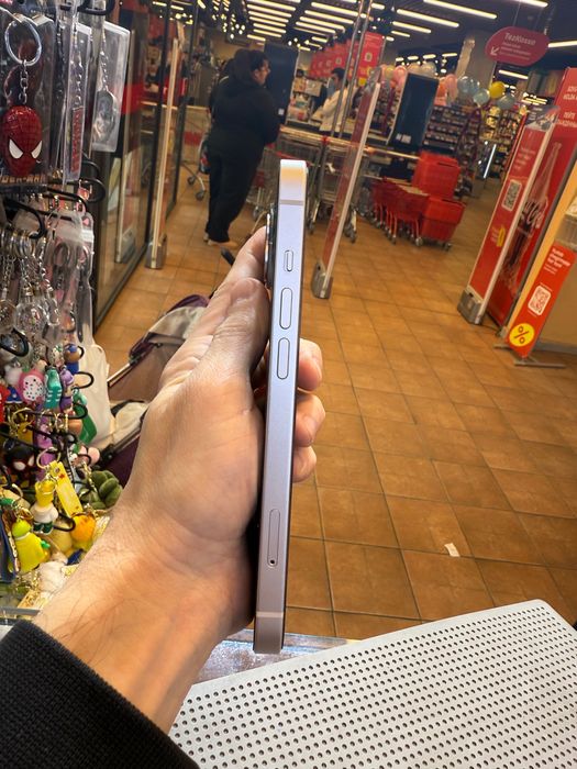 iPhone 14 128GB в идеальном состояние