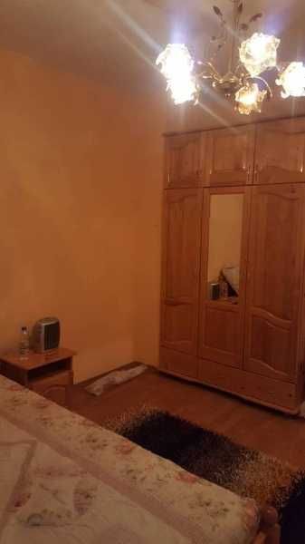 Продава се Двустаен апартамент в Пловдив, Център - 70 кв.м за 2220 €/кв.м - Снимка #1