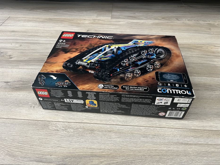 Lego Tehnic, App-Controlled Transformation Vehicle, 42140