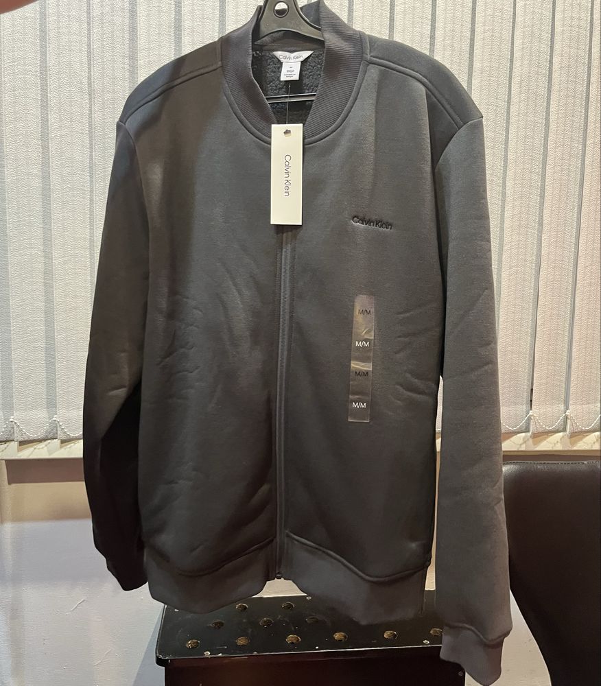 Бомбер calvin klein размер М