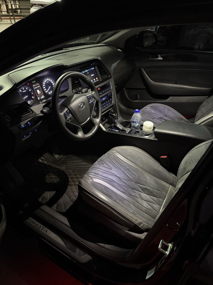 Hyundai  Sonata.  2015 yil. Kraskasi  toza