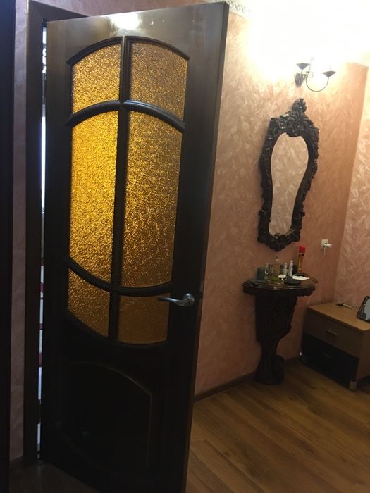 Продам межкомнатные двери