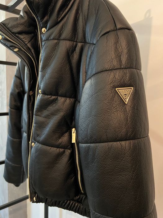 Дамско яке бомбър Guess S