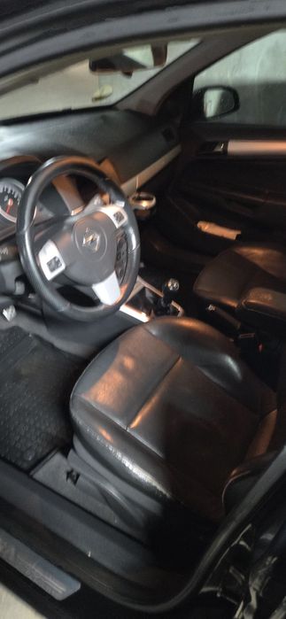 Vând Opel Astra h