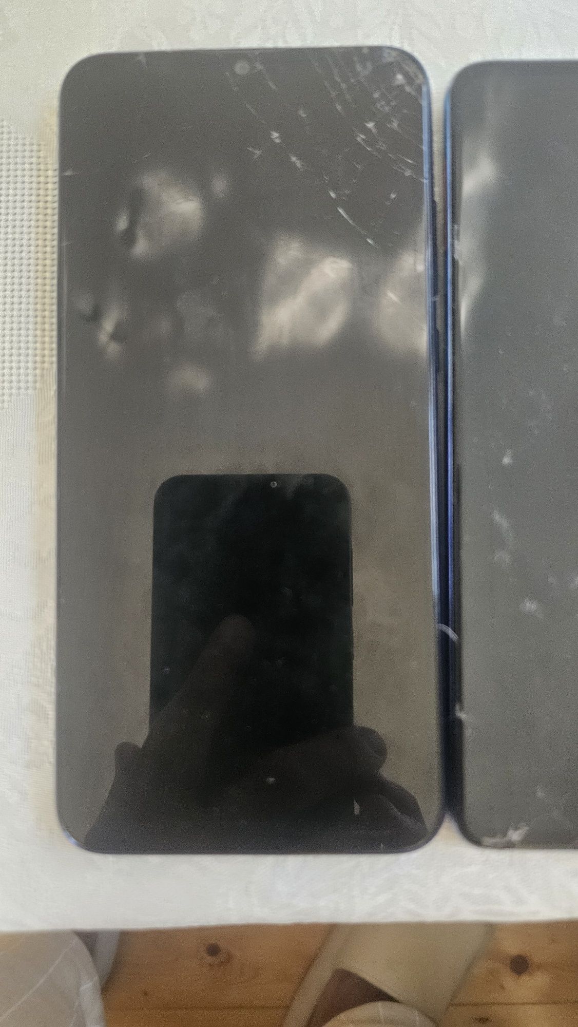 Huawei P30, Huawei P Smart, Xiaomi Redmi 9T