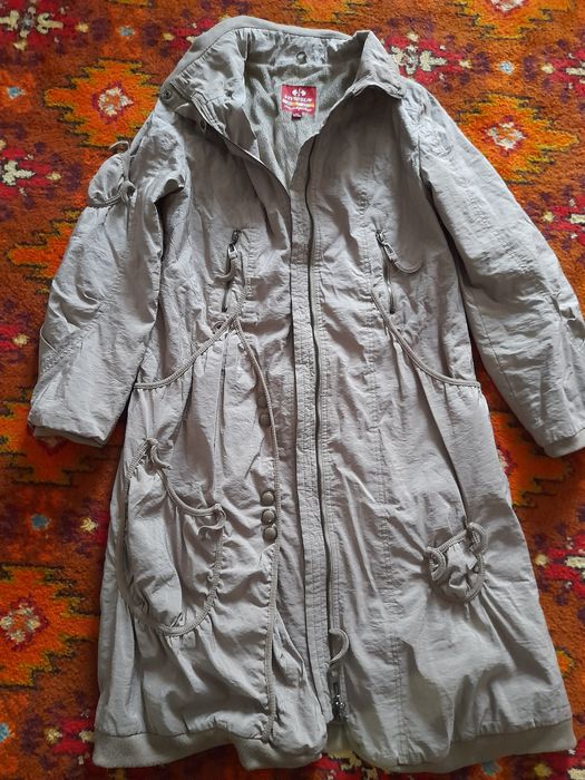 Пальто, светлокоричневого цвета,48 размер, почти новое, цена 10000тг