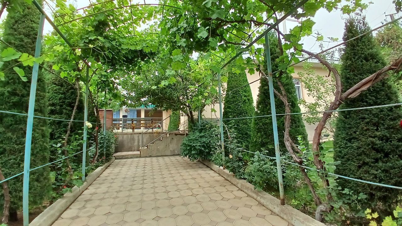 Оилавий дача Юсуфхона