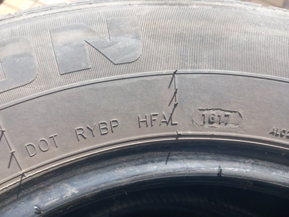 Set cauciucuri 235 65 16C allseason