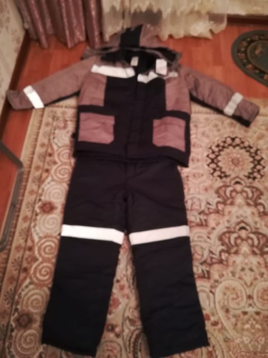 зимняя куртка 54 и 56 размеров . қысқы куртка 54 және 56 өлшем