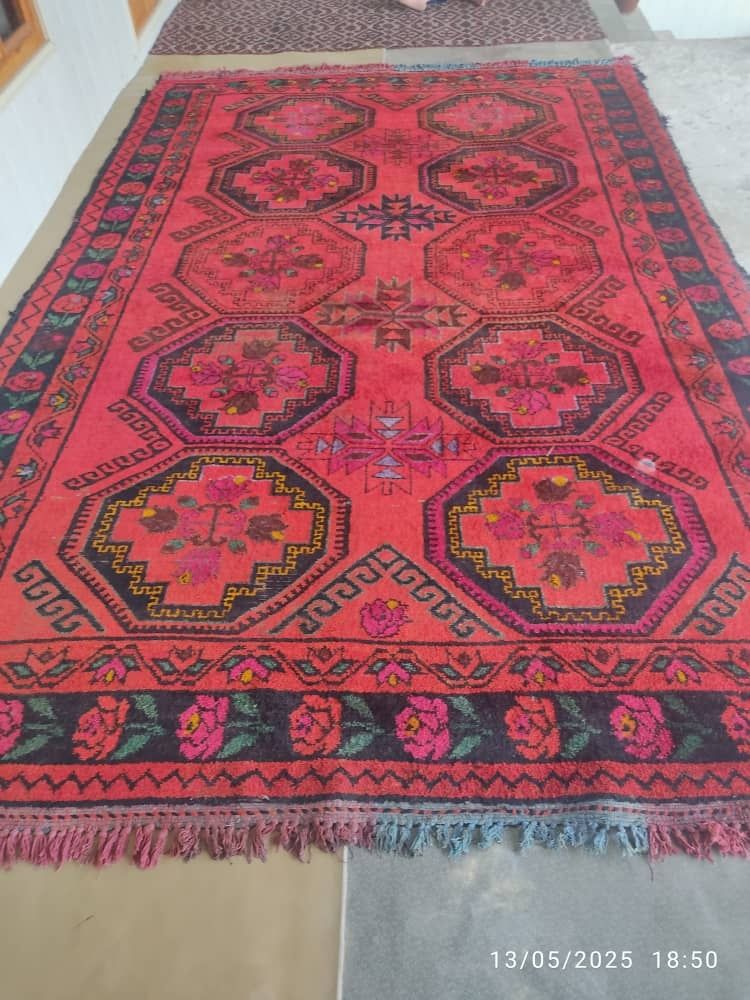 Toza gilam  100% qoʻlda toʻqilgan tuya yungidan