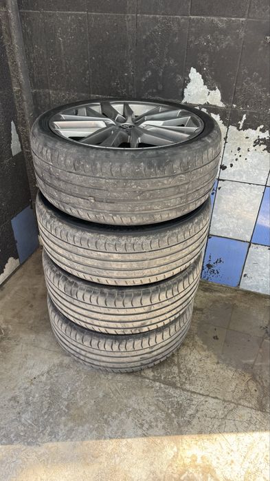 Продам диски от Camry XV75 R19