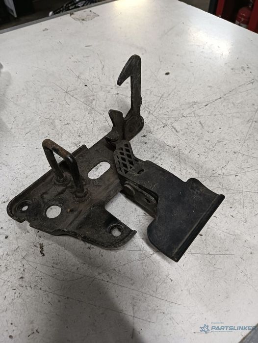 Încuietoare capota AUDI A6/S6 III Saloon (4F2, C6) [ 2004 - 2011 ]