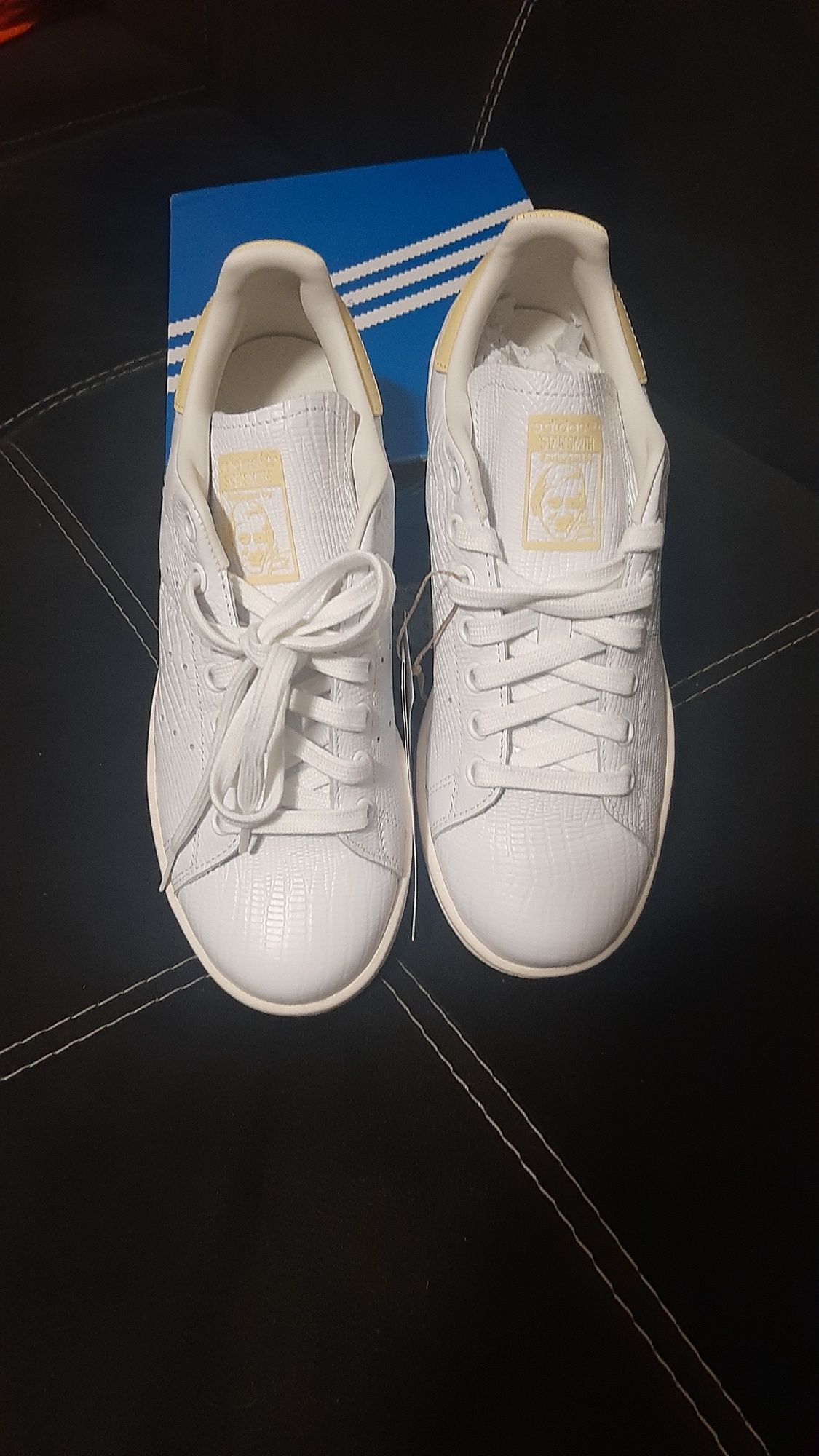 Дамски маратонки "Adidas "